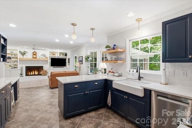 5138 Panhandle Circle, Matthews, NC 28104
