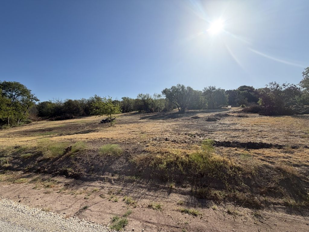 2008 Hoopers Court, Weatherford, TX 76085 — photo 2