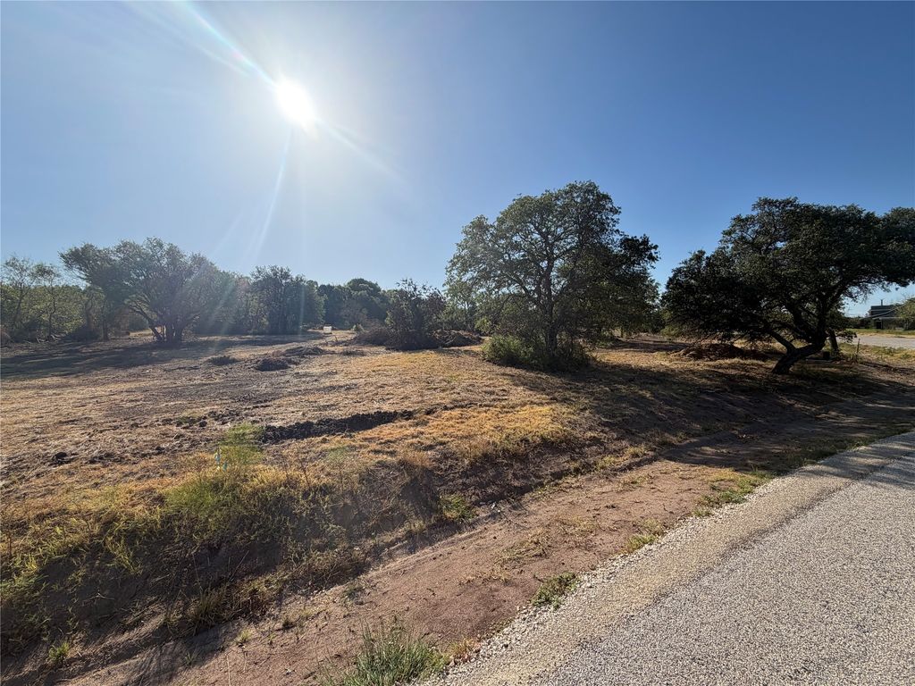 2008 Hoopers Court, Weatherford, TX 76085 — photo 4