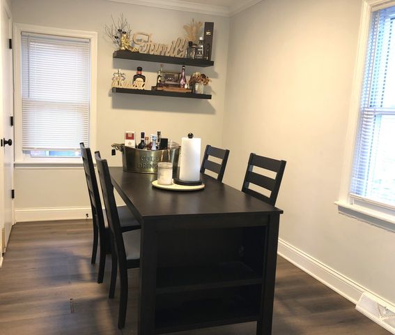 17917 Lorenz Avenue, Lansing, IL 60438