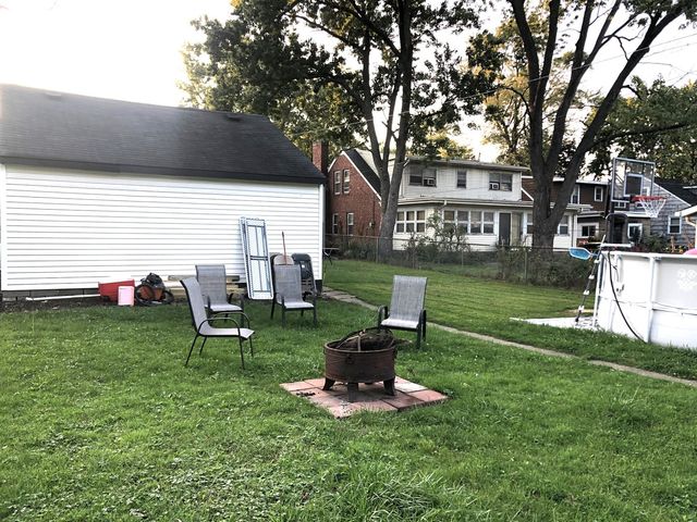 17917 Lorenz Avenue, Lansing, IL 60438