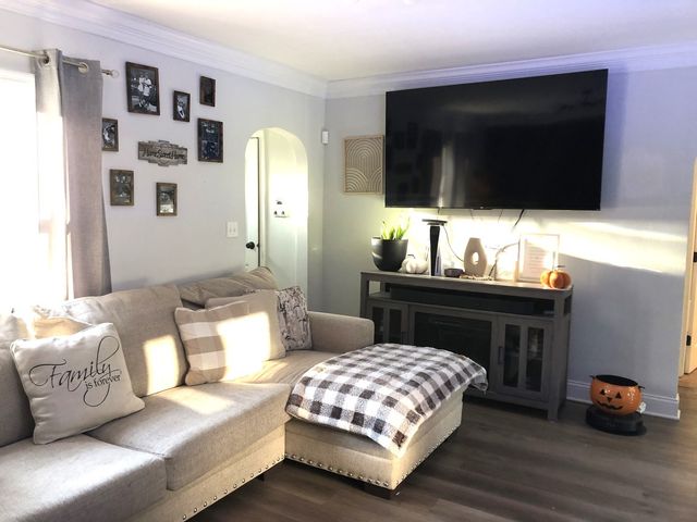 17917 Lorenz Avenue, Lansing, IL 60438