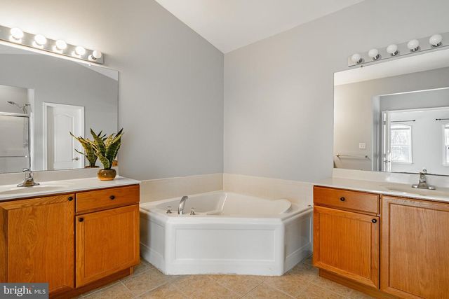 3137 WOODS EDGE DR, Garnet Valley, PA 19060