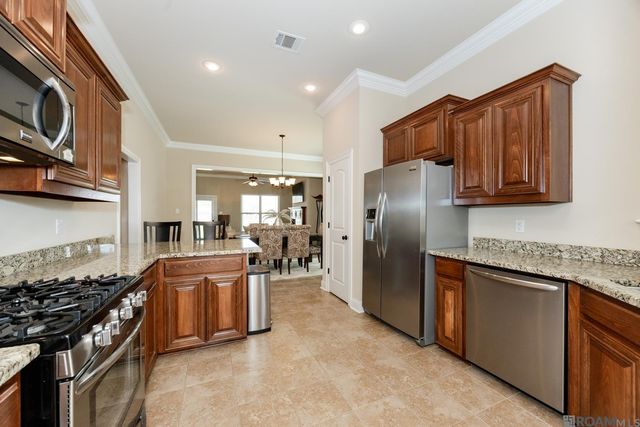 3648 Union Dr, Addis, LA 70710