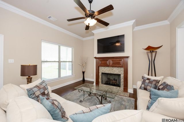 3648 Union Dr, Addis, LA 70710