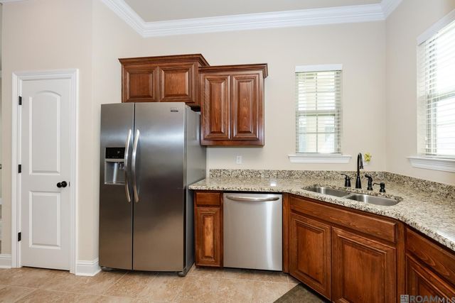 3648 Union Dr, Addis, LA 70710