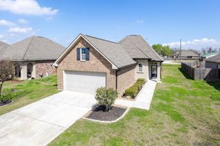 3648 Union Dr, Addis, LA 70710