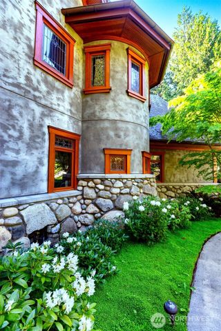702 San Juan Drive, San Juan Island, WA 98250