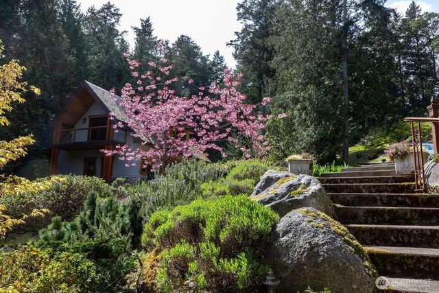 702 San Juan Drive, San Juan Island, WA 98250
