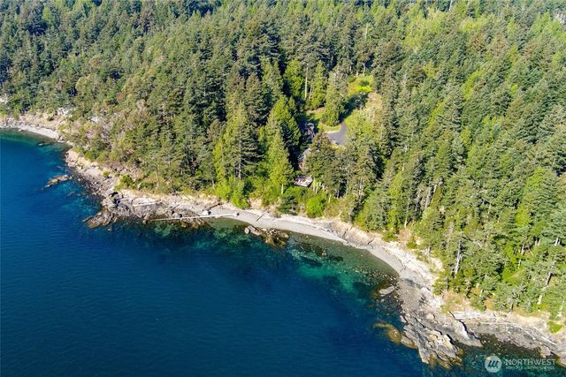 702 San Juan Drive, San Juan Island, WA 98250