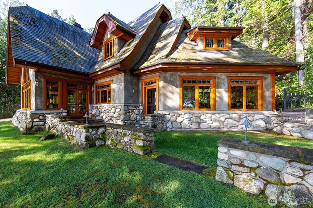702 San Juan Drive, San Juan Island, WA 98250