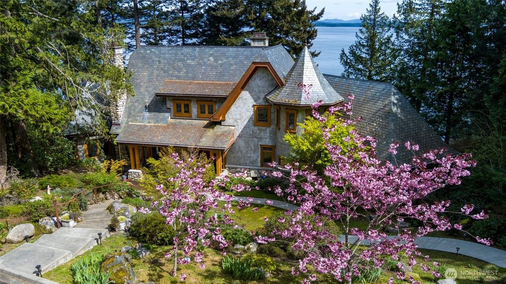 702 San Juan Drive, San Juan Island, WA 98250