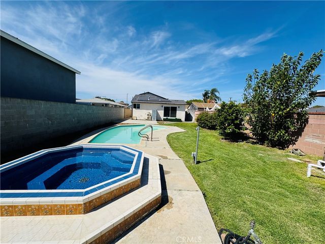 1632 W 221st, Torrance, CA 90501