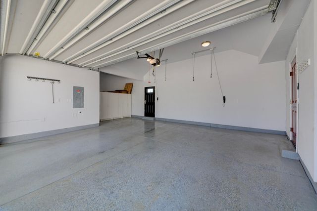 2204 Via Granada Place NW, Albuquerque, NM 87104
