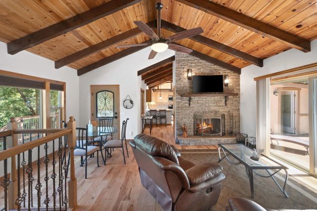 27720 Saunders Meadow Rd, Idyllwild, CA 92549