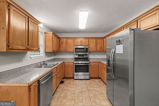 5831 Millers Pond Lane, Powder Springs, GA 30127