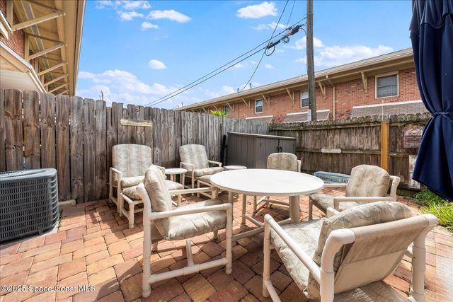 927 N Colonial Court 33, Indian Harbour Beach, FL 32937