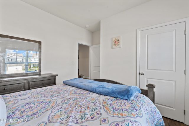513 Cedar Park Drive, Loudon, TN 37774