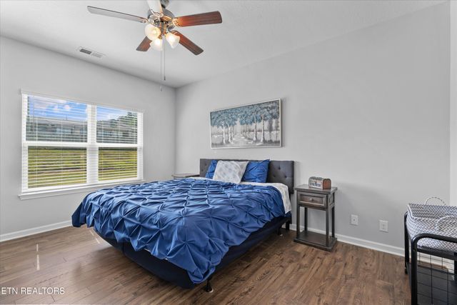 513 Cedar Park Drive, Loudon, TN 37774