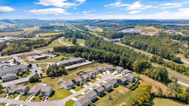 513 Cedar Park Drive, Loudon, TN 37774