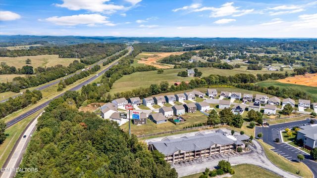 513 Cedar Park Drive, Loudon, TN 37774