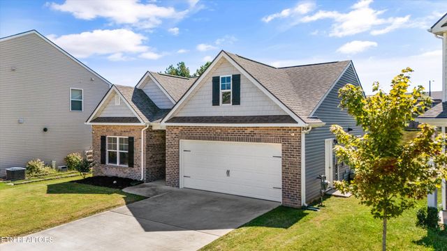 513 Cedar Park Drive, Loudon, TN 37774