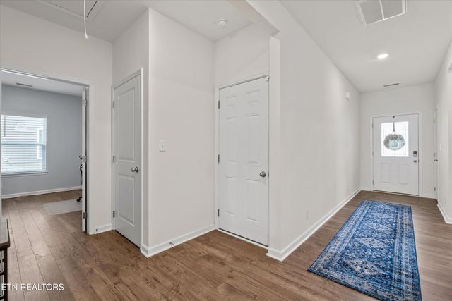 513 Cedar Park Drive, Loudon, TN 37774