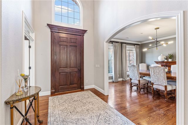5304 S Promontory Court, Rogers, AR 72758