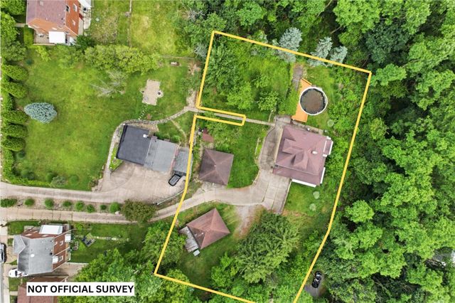 1715 Crosby Ave, Beechview, PA 15216
