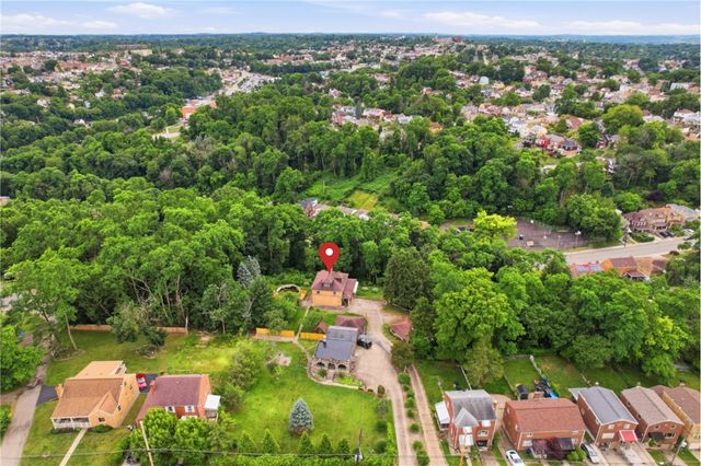 1715 Crosby Ave, Beechview, PA 15216
