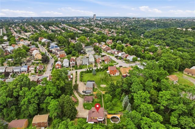 1715 Crosby Ave, Beechview, PA 15216