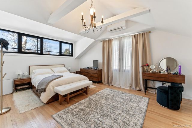 719 Wilmot Road, Scarsdale, NY 10583