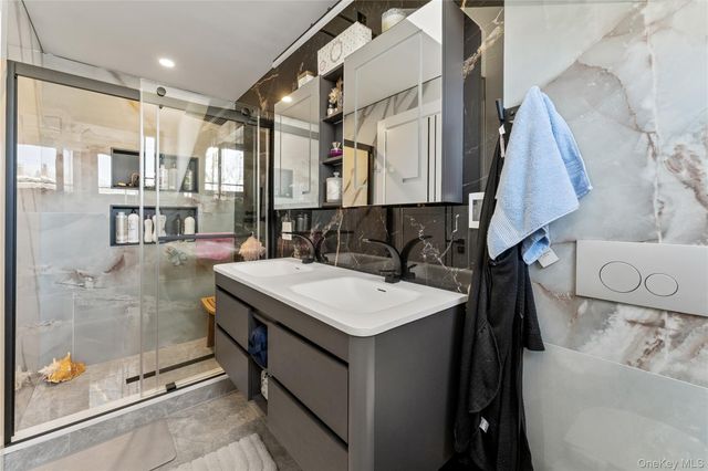 719 Wilmot Road, Scarsdale, NY 10583