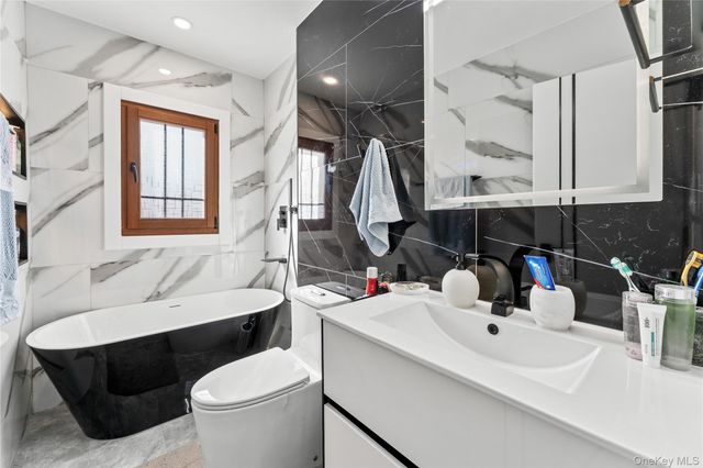 719 Wilmot Road, Scarsdale, NY 10583