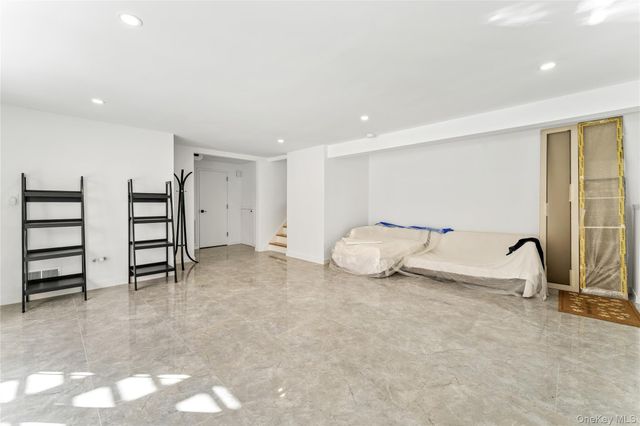 719 Wilmot Road, Scarsdale, NY 10583