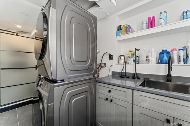 719 Wilmot Road, Scarsdale, NY 10583