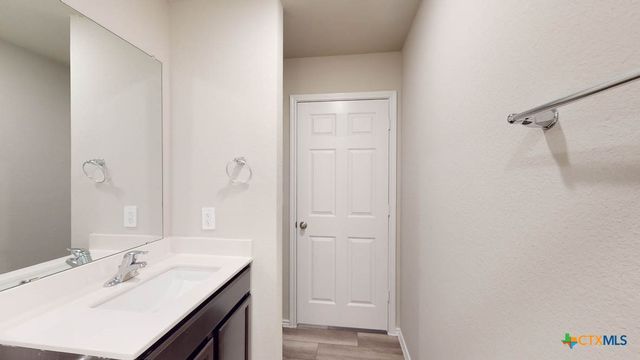 548 Hector Loop, Georgetown, TX 78626