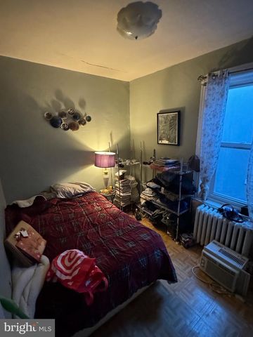 5221 CEDAR AVE, Philadelphia, PA 19143