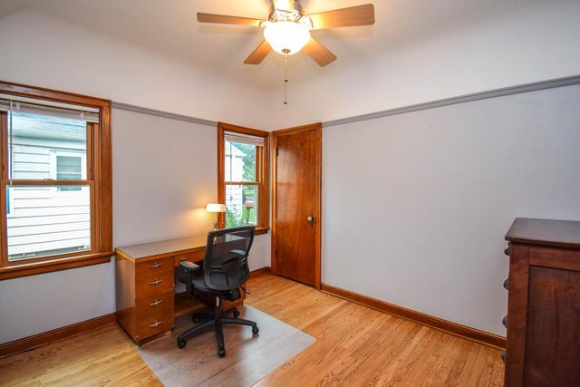 2941 N 75th STREET, Milwaukee, WI 53210