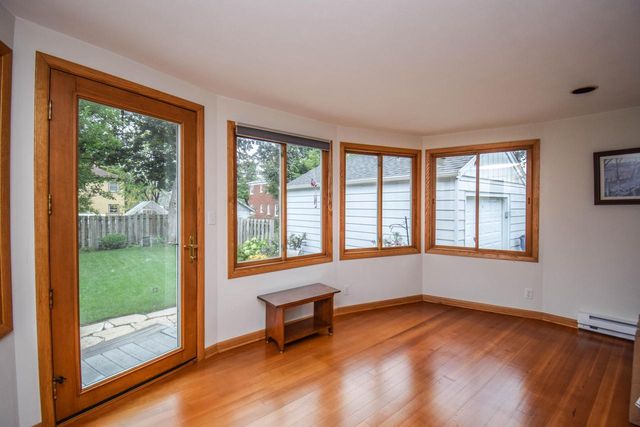 2941 N 75th STREET, Milwaukee, WI 53210