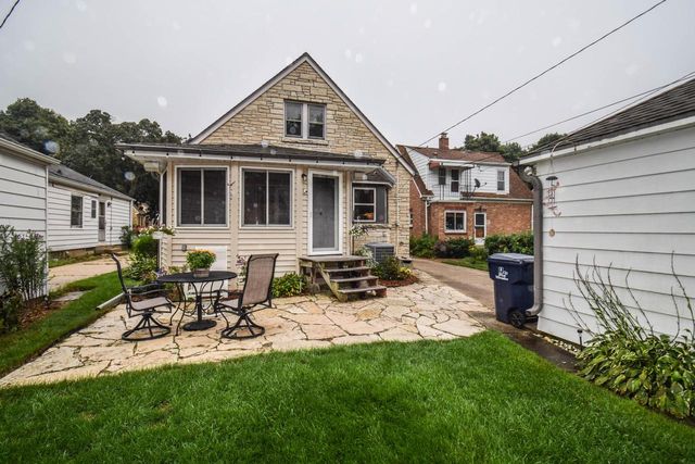 2941 N 75th STREET, Milwaukee, WI 53210