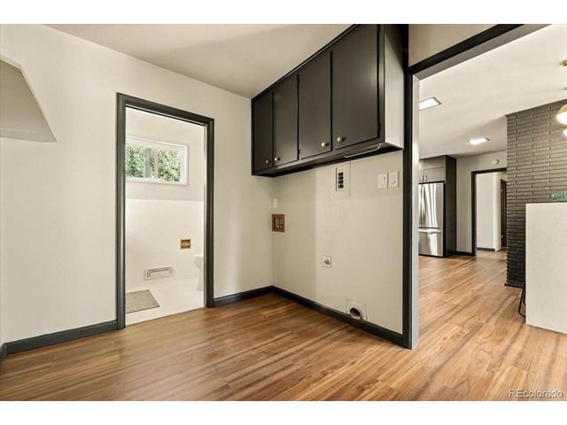 3114 Templeton Gap Rd, Colorado Springs, CO 80907