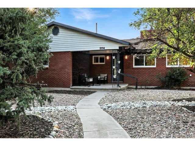 3114 Templeton Gap Rd, Colorado Springs, CO 80907
