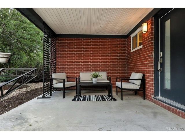 3114 Templeton Gap Rd, Colorado Springs, CO 80907