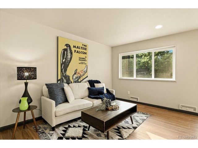 3114 Templeton Gap Rd, Colorado Springs, CO 80907