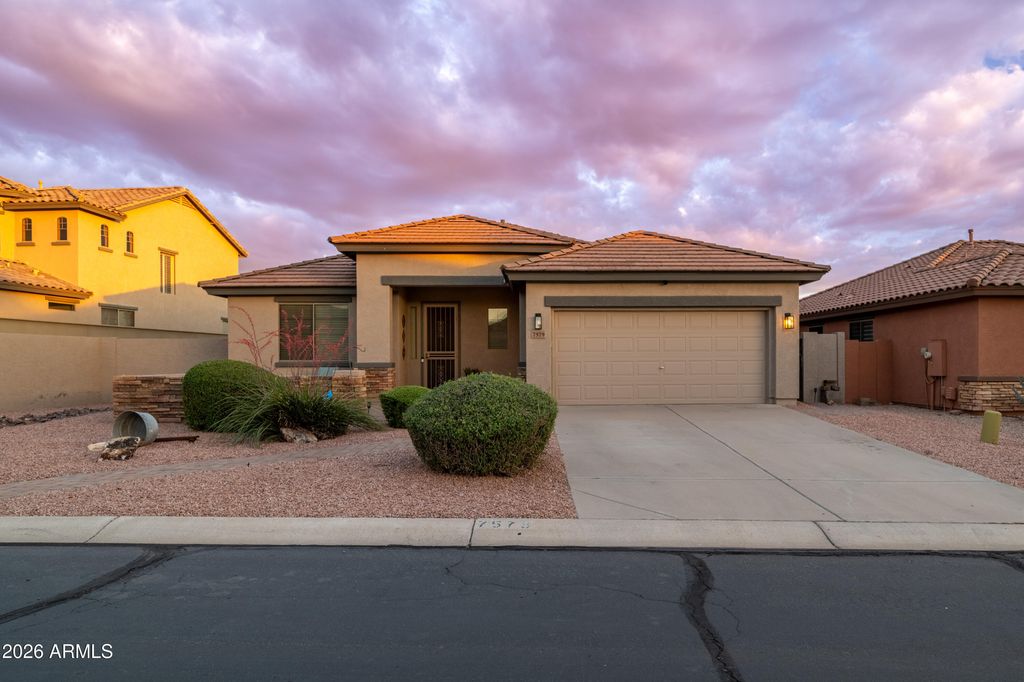 Image 37 of property listing at 7579 E GLOBEMALLOW Lane, Gold Canyon, AZ 85118