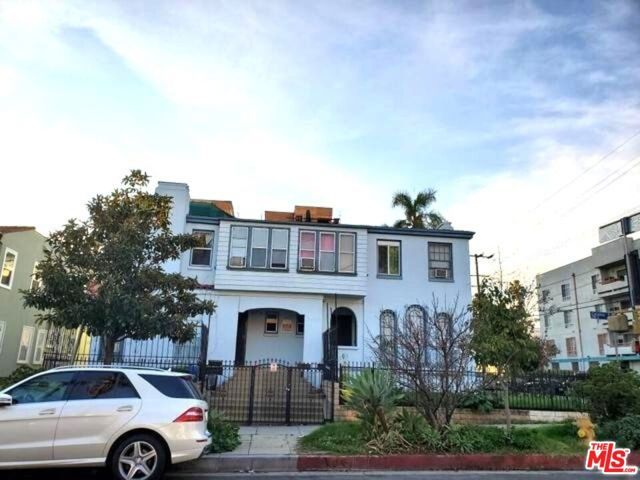 901 S Catalina Street, Los Angeles, CA 90006