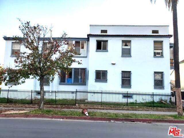 901 S Catalina Street, Los Angeles, CA 90006