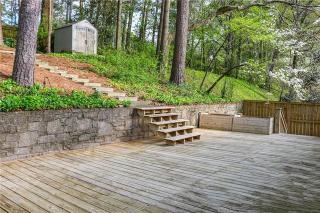 579 N Superior Avenue, Decatur, GA 30033