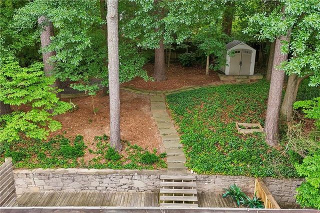 579 N Superior Avenue, Decatur, GA 30033